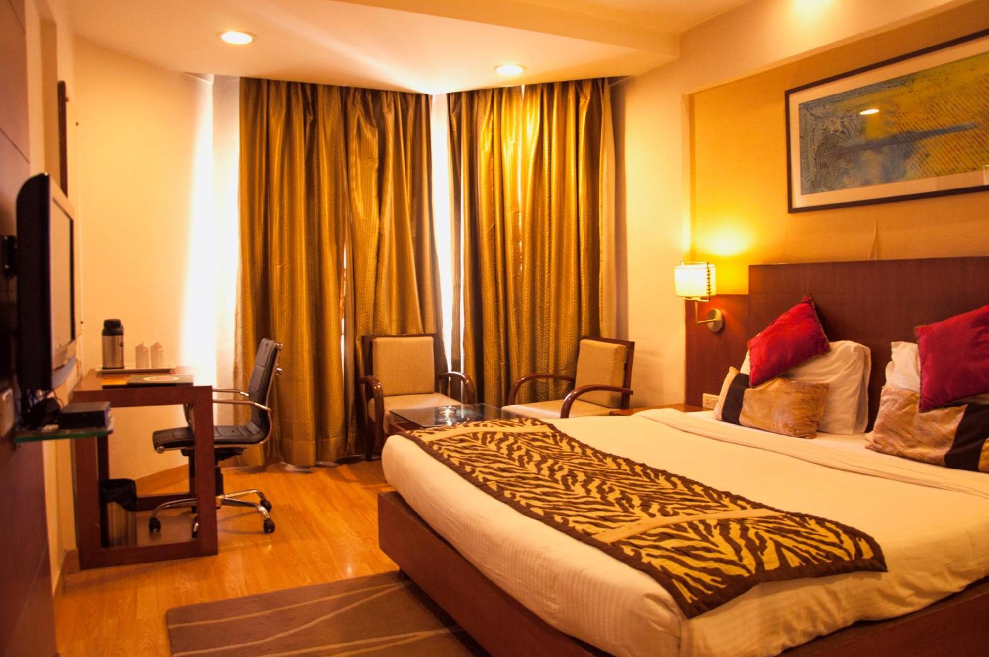Hotel Gwalior Regency Eksteriør billede