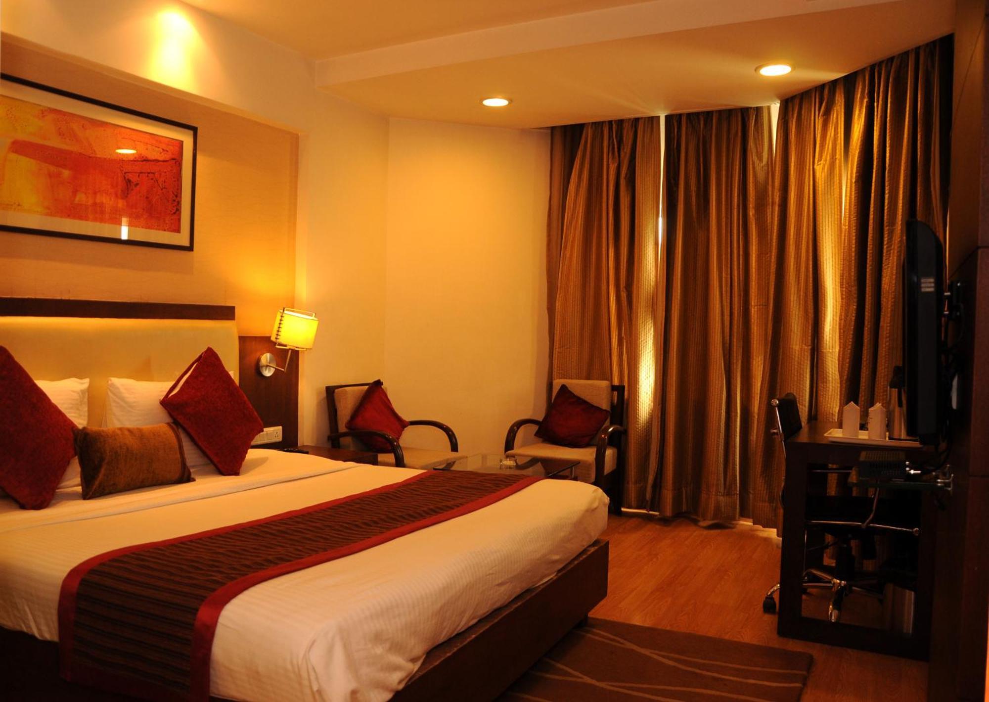 Hotel Gwalior Regency Eksteriør billede